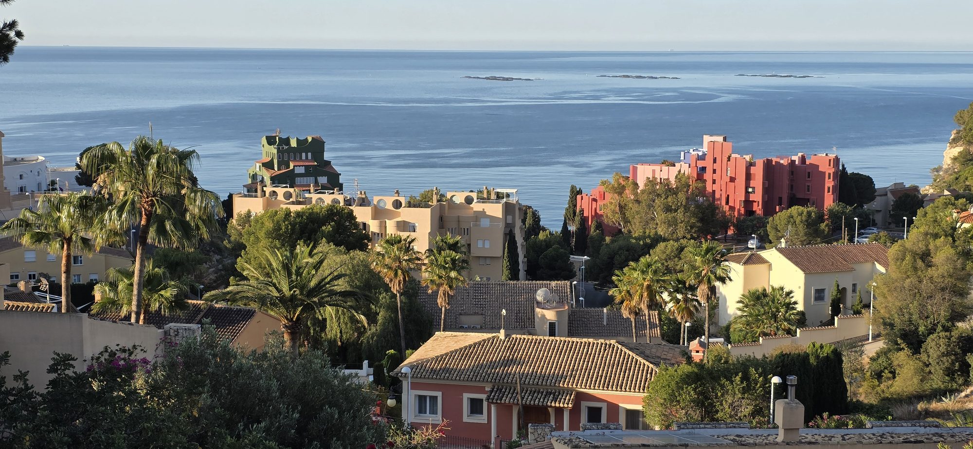 Blick von der Villa Azahar del Mar auf La Manzanera und das Mittelmeer